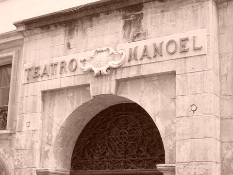 Teatar Monoel, Malta