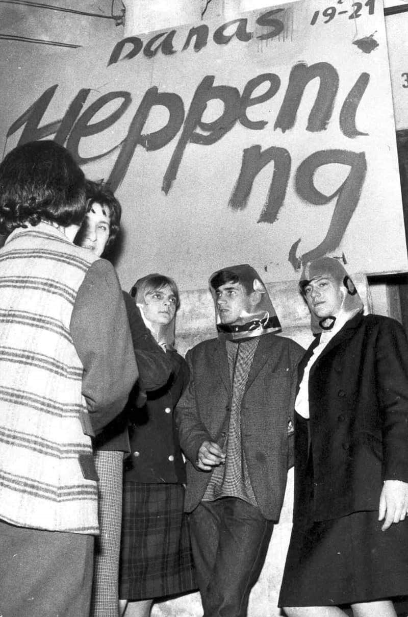 JEdan od hepeninga Olje Ivanjicki organizovan na KOsančićevom vencu