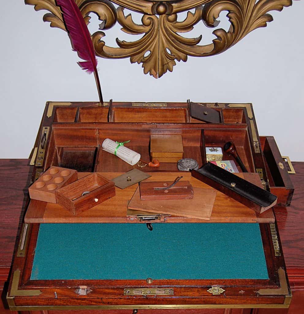 "Kutija za pisanje", foto arhiva Legata M. Pavića