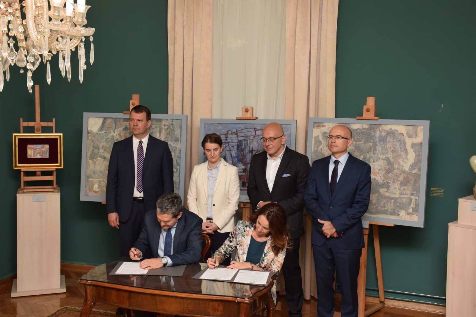 Potpisivanje Akta o donaciji između Galerije Matice srpske i Kompanije TARKETT, foto: GMS